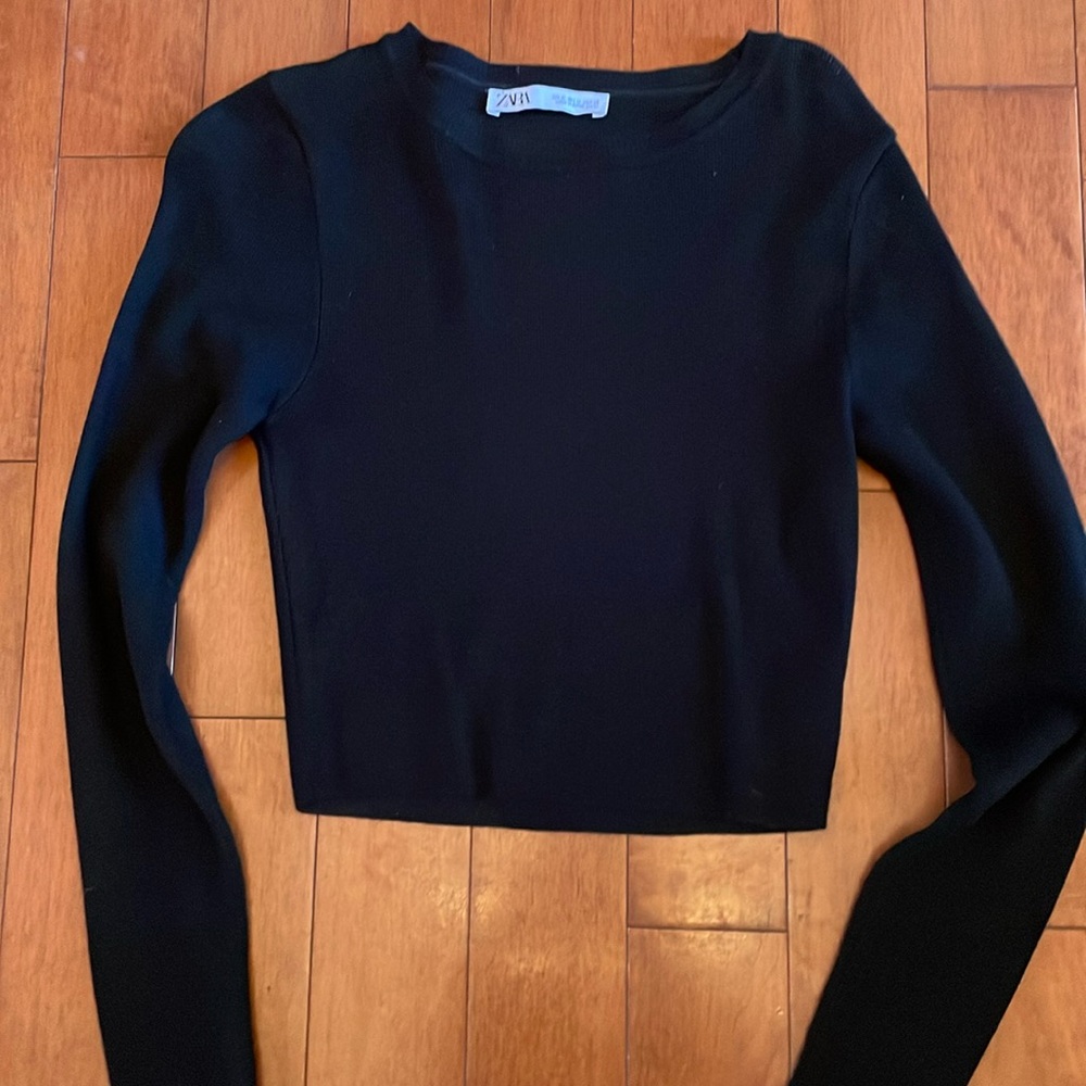 Zara crew neck sweater